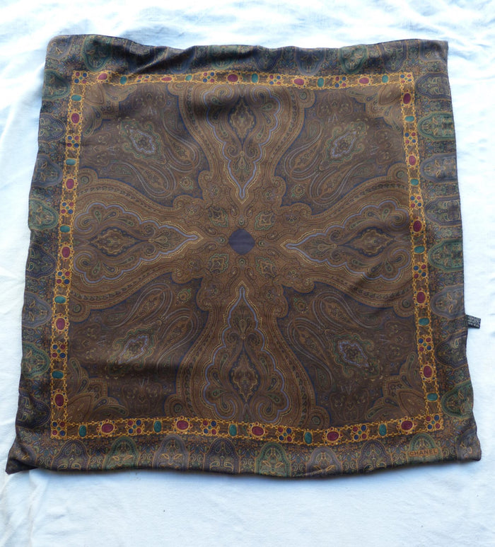foulard carré Chanel soie/laine façon cachemire bijoux byzantins Circa 1985/92