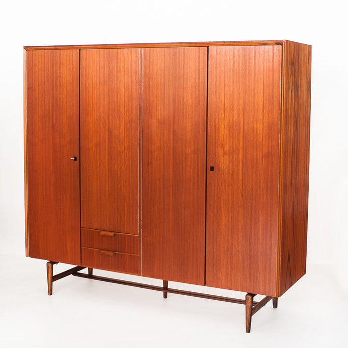 Armoire vintage de style scandinave/Mid Century en bois de teck France, 60s