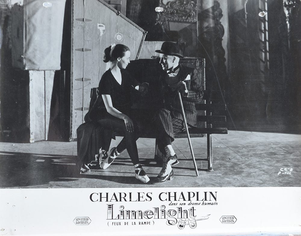 5 affiches anciennes cinéma sur carton 29 cm 23 cm de 1954 à 1969 .