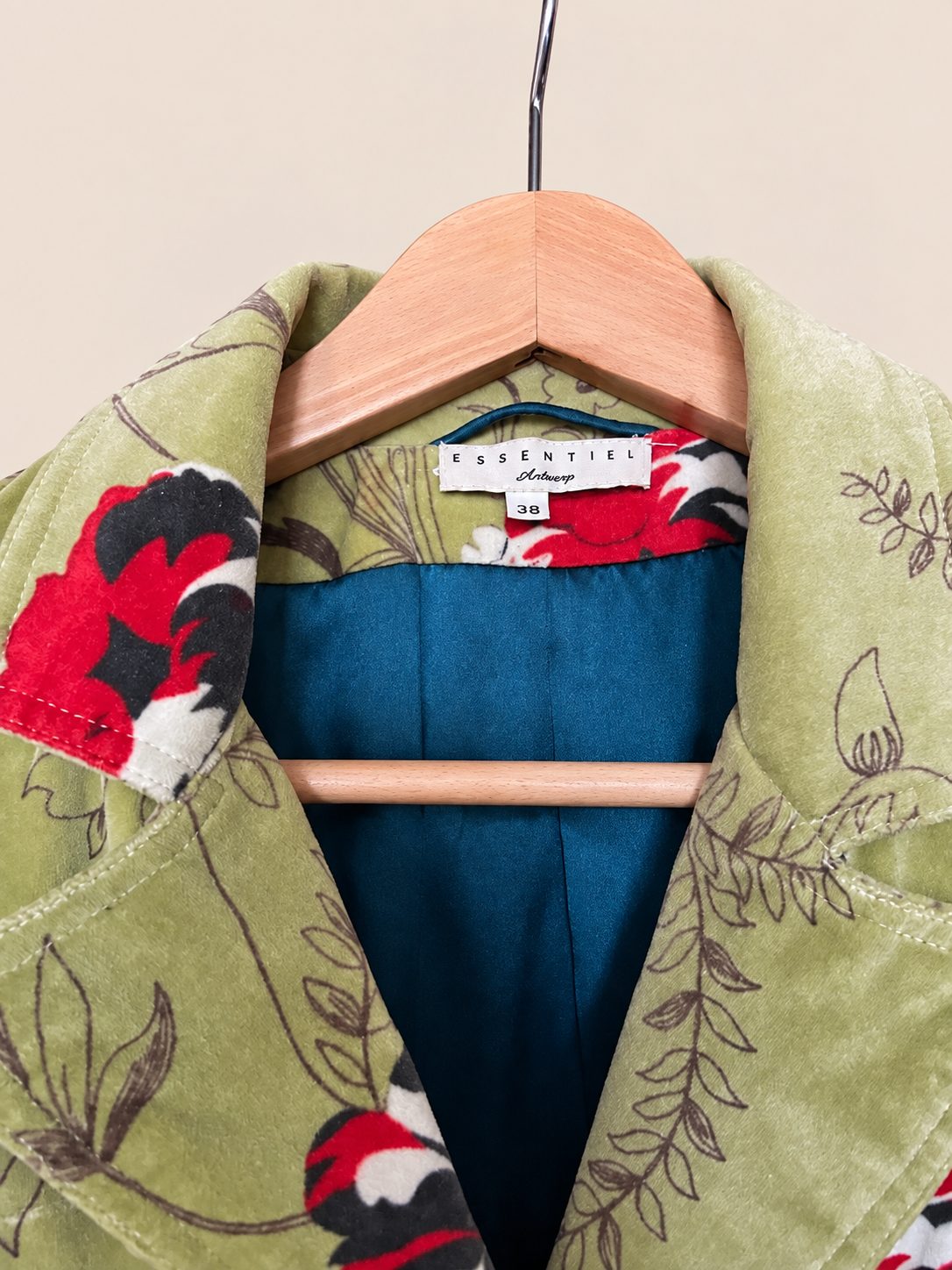 veste velours brodée