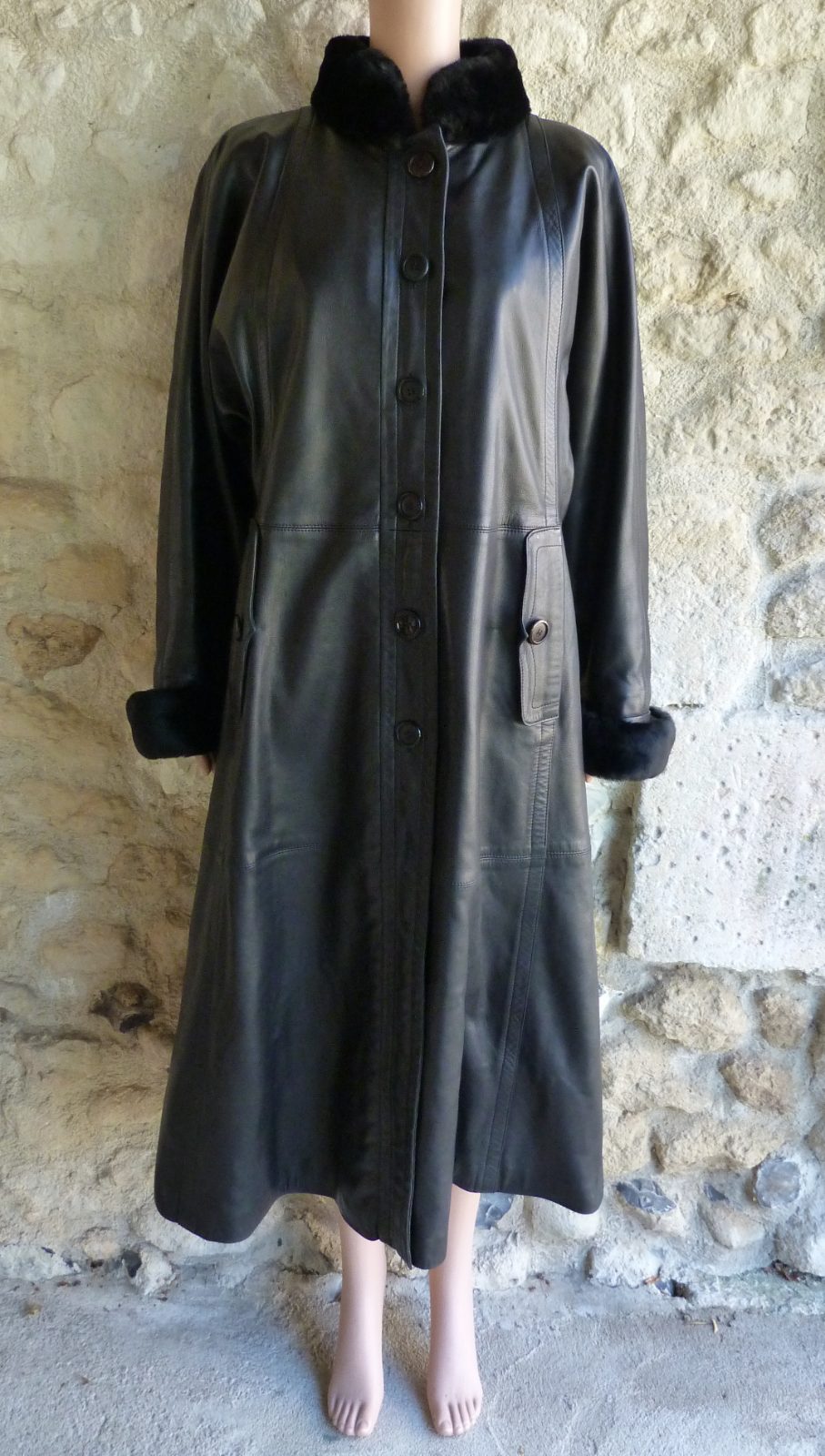 Manteau long vintage 80 Yves Saint Laurent Fourrures Cuir d'agneau Fourrure