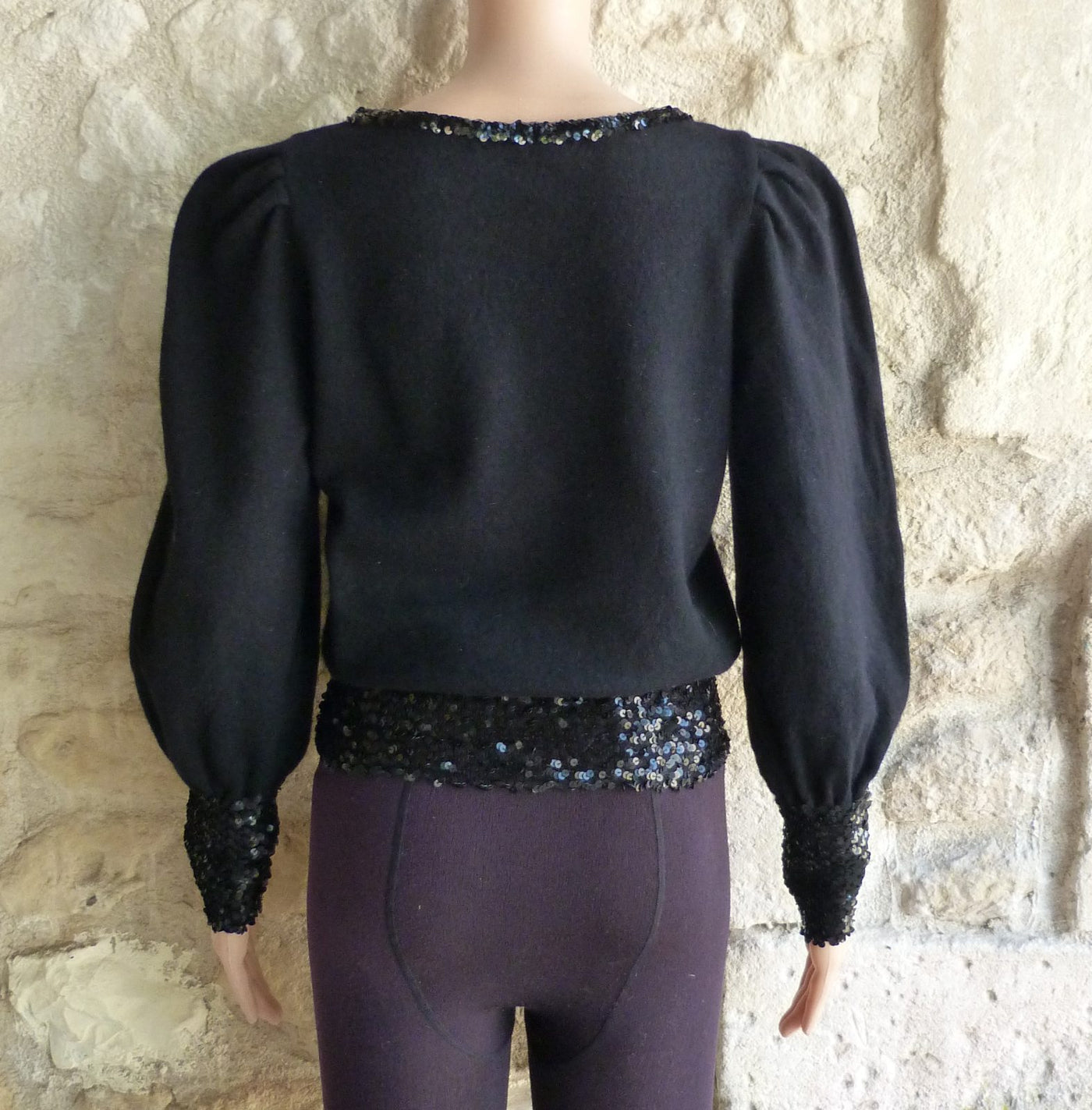 Pull Archive Yves Saint Laurent Tricot vintage 80s laine angora à sequins 38/m