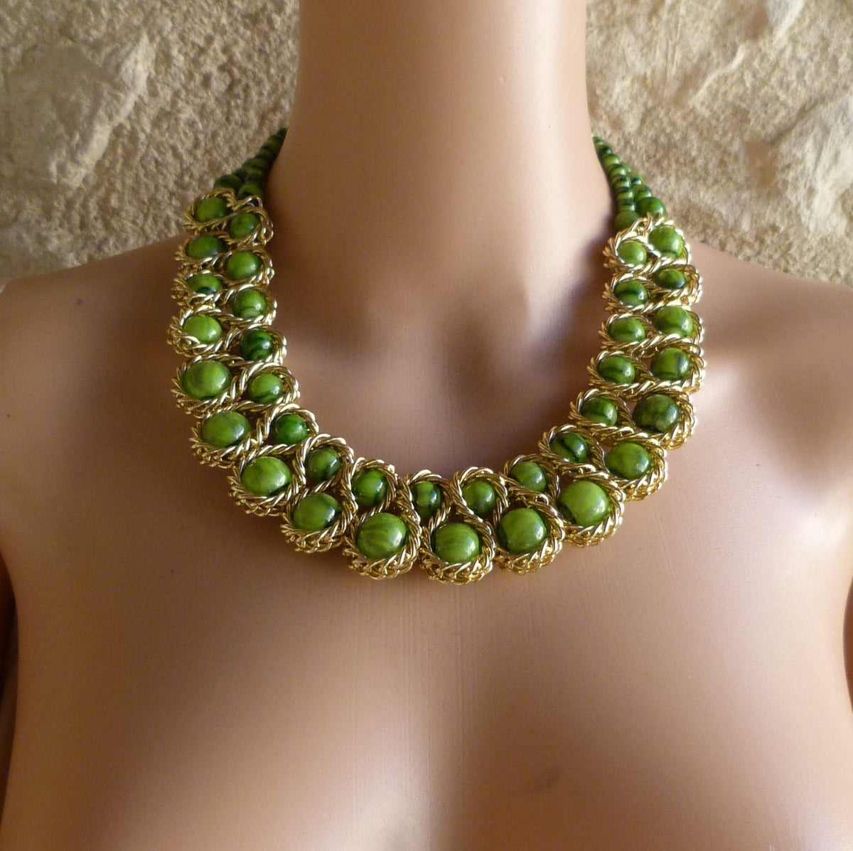 sublime collier plastron vintage années 50/60 véritable pâte de verre Atisanale