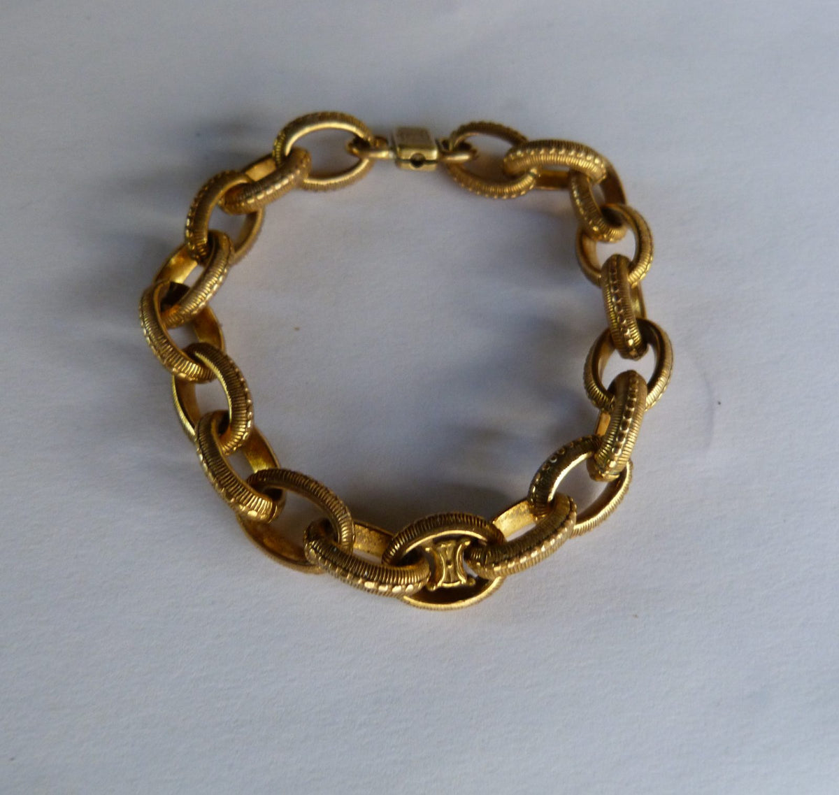 bracelet gourmette vintage CELINE triomphe c1988-1992 laiton doré écrin d'origin