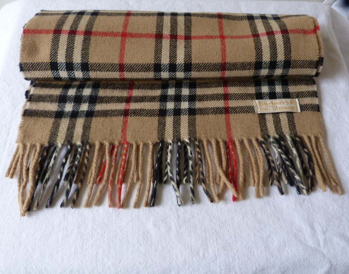 écharpe vintage Burberrys années 80/90s 100% cachemire – nova check