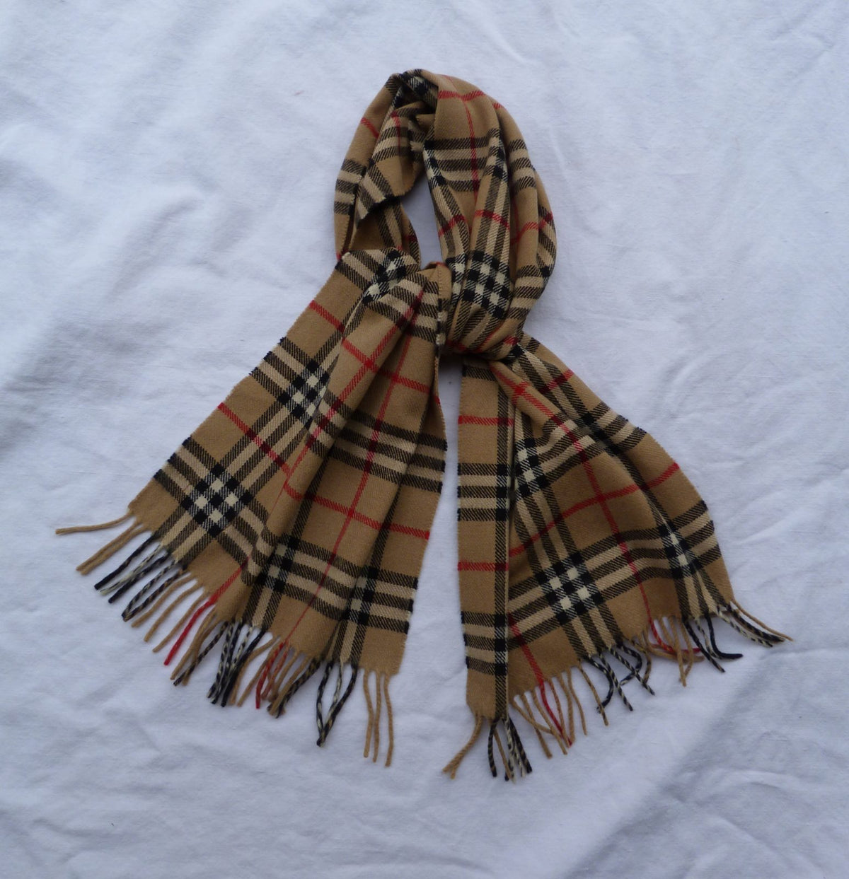 écharpe vintage Burberrys années 80/90s 100% cachemire – nova check