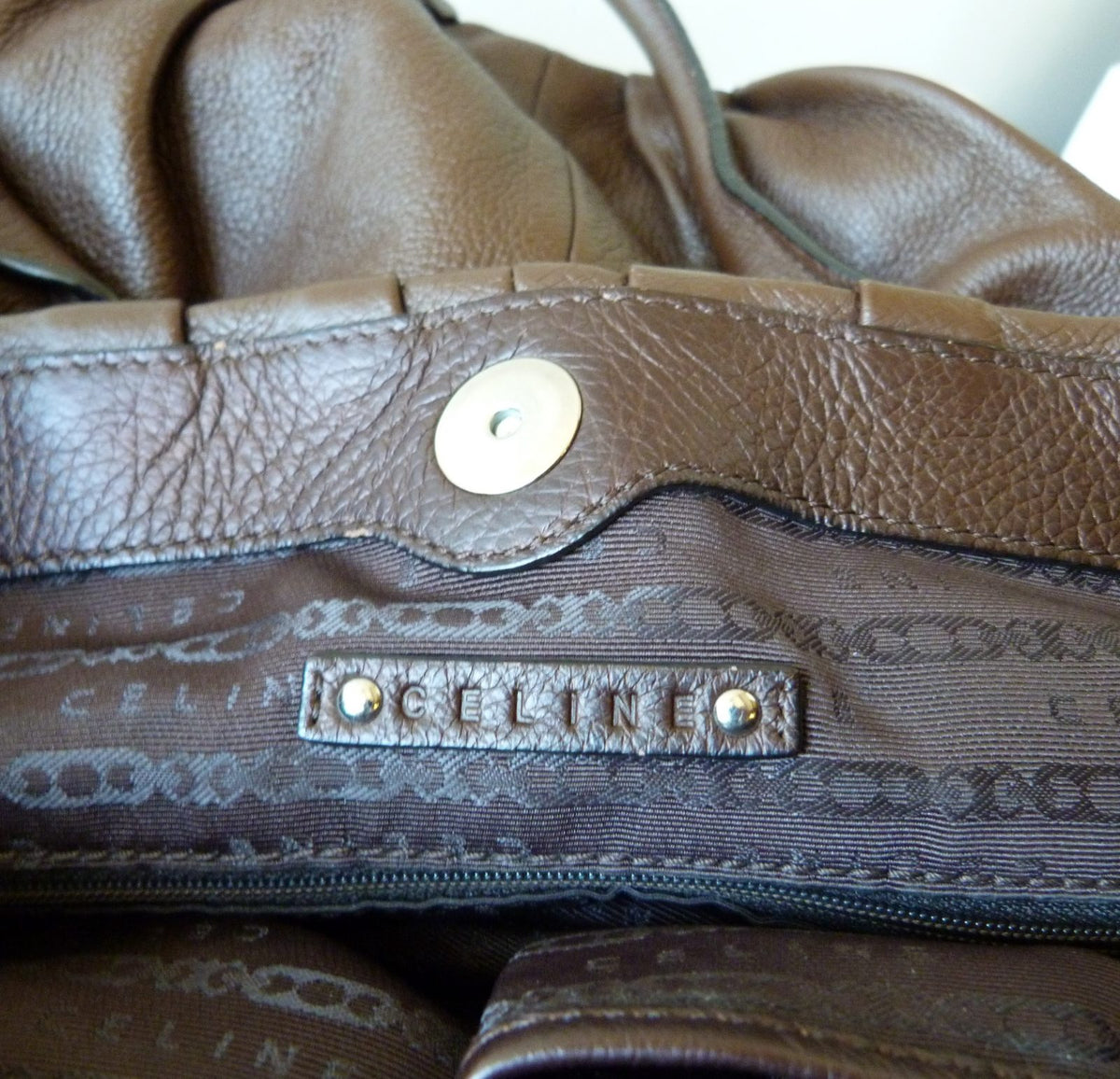 Grand sac CELINE modèle Pillow cuir marron années 2000