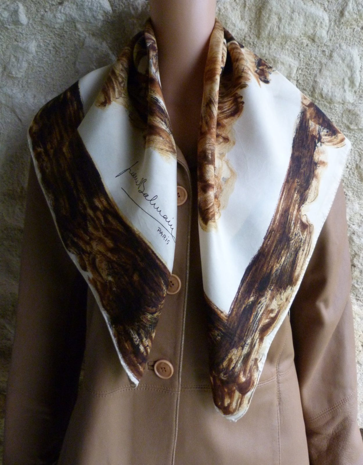 rare foulard soie Pierre Balmain Paris années 1950 motifs Cavaliers scène équest