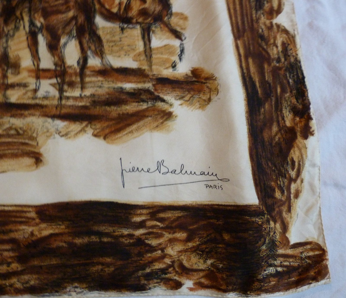 rare foulard soie Pierre Balmain Paris années 1950 motifs Cavaliers scène équest