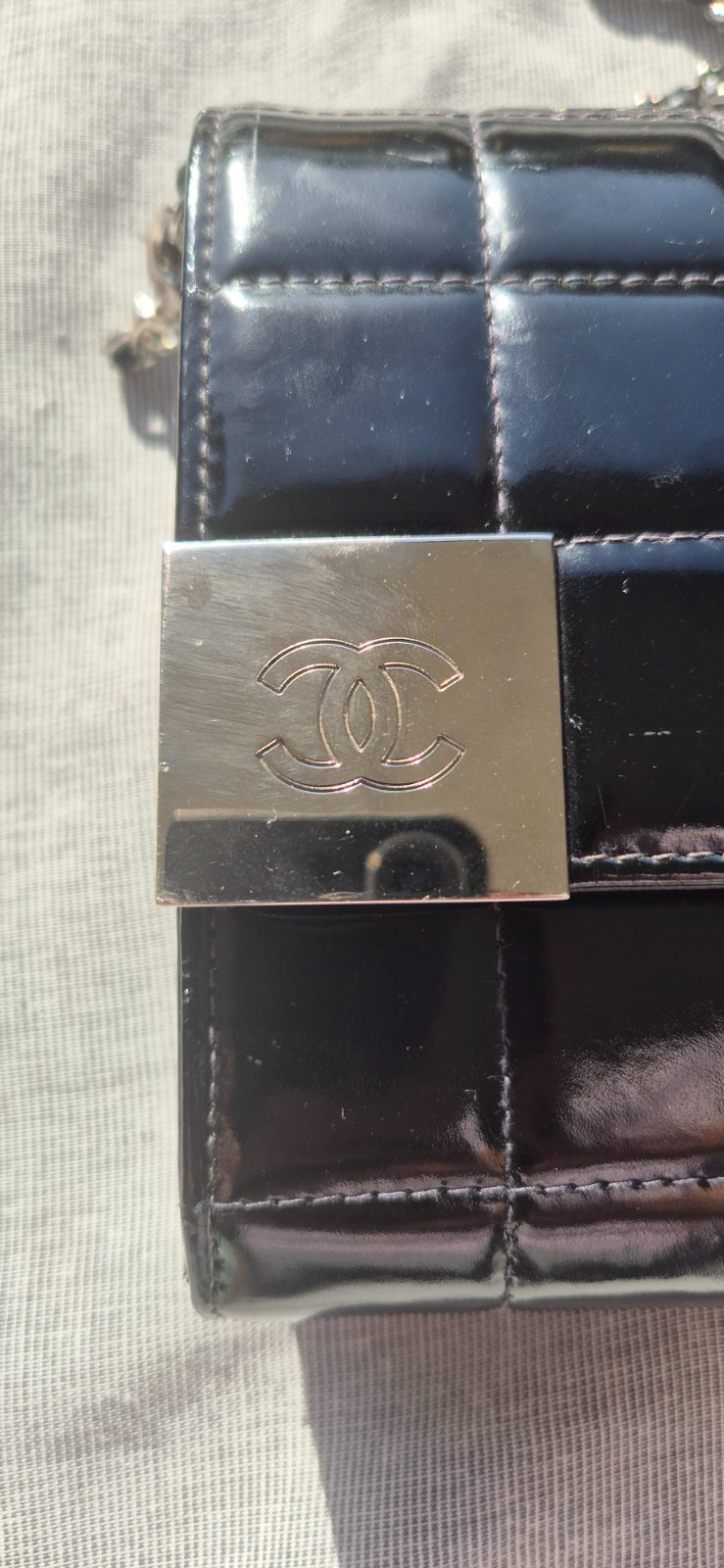 Chanel chocolate bar