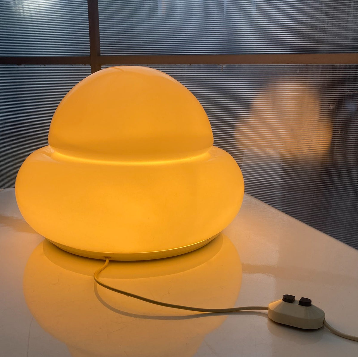 Lampe space age XXL de Luigi Massoni pour Harvey Guzzini