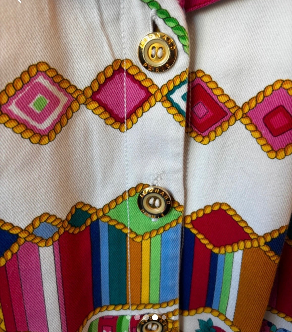 robe fruits Leonard