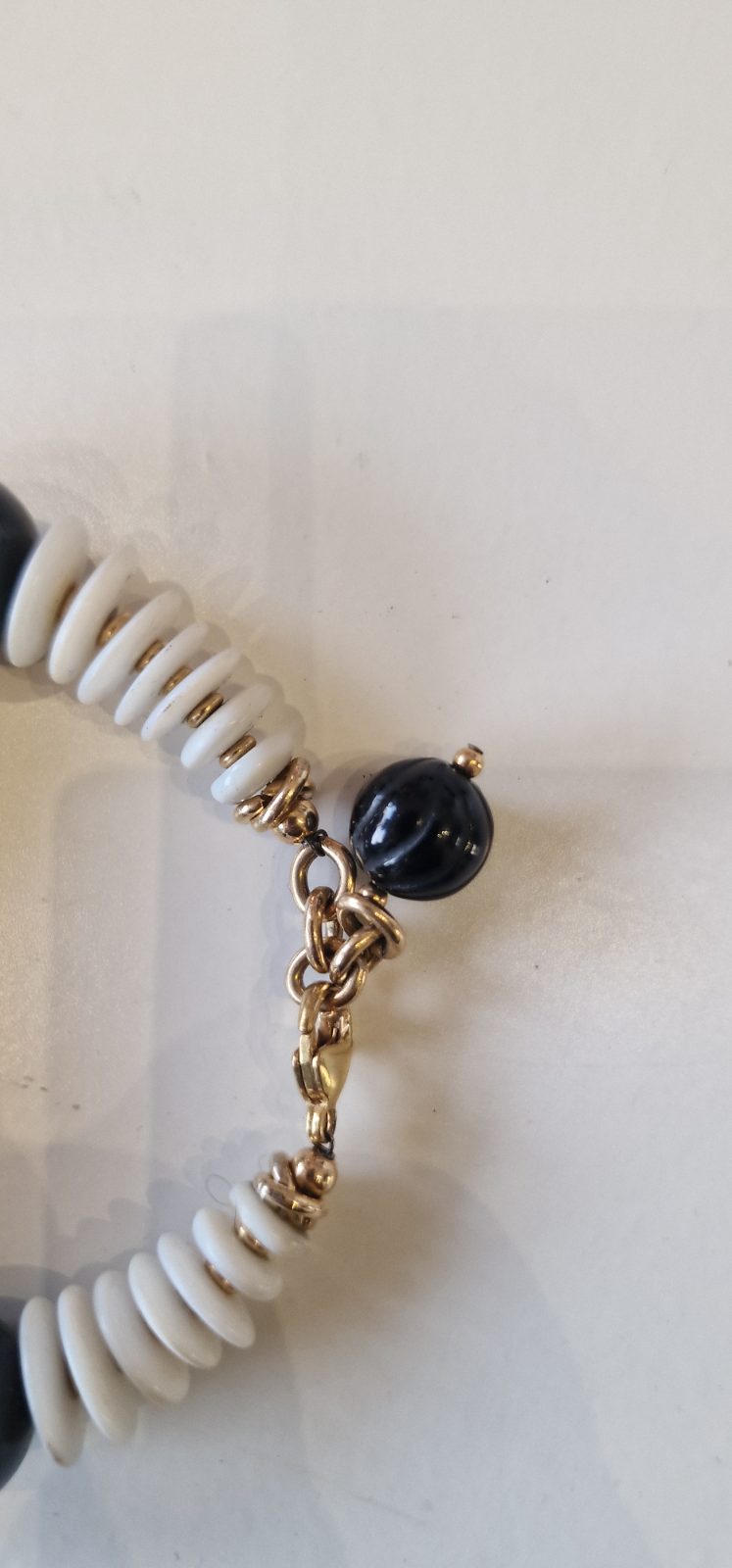 Bracelet Créateur en Pierres Naturelles – Onyx Noir, Agate & Nacre Blanche