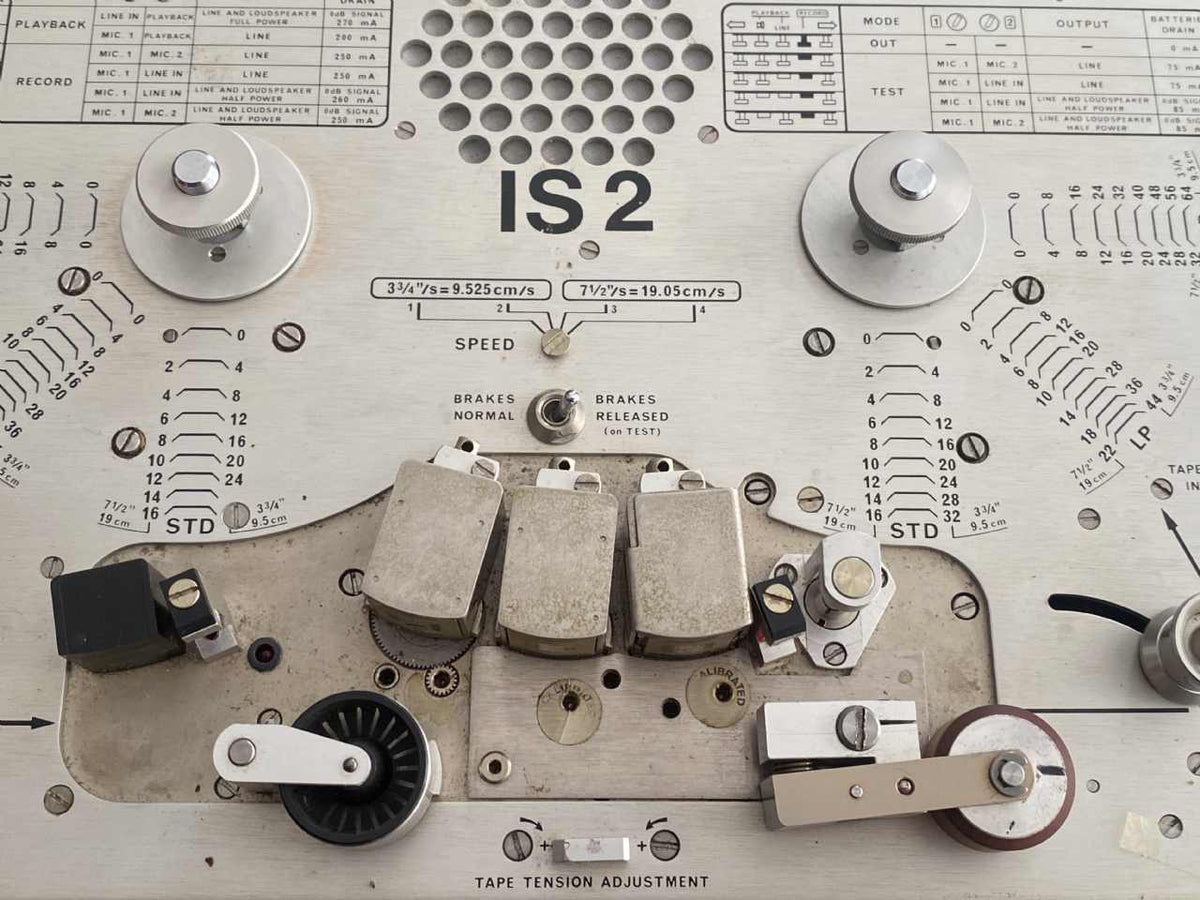 Magnétophone Nagra IS-LT vintage – Pour collectionneur – Avec étui cuir