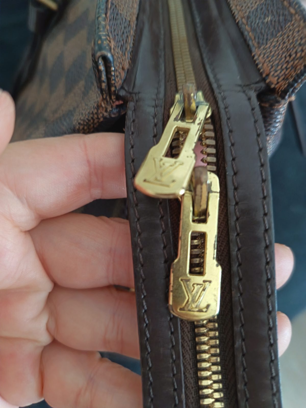 Sac cabas Louis Vuitton – Modèle Chelsea Damier Ébène (Certificat inclus)