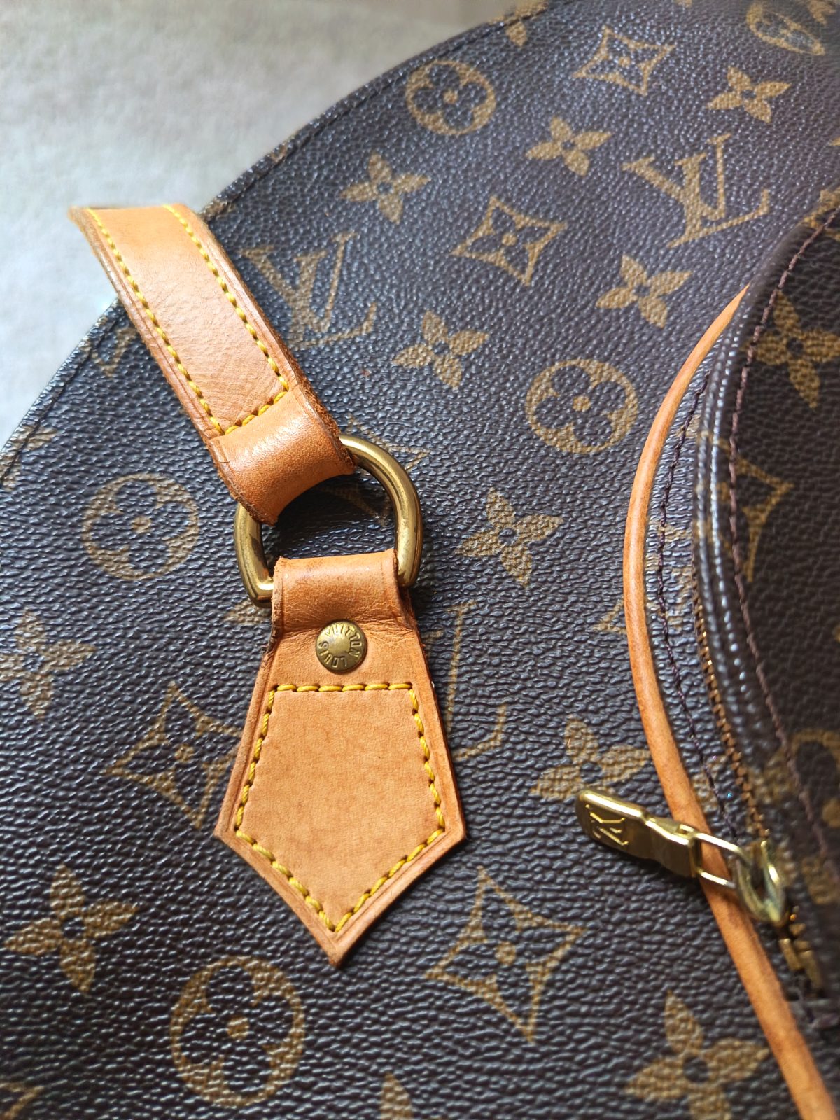 ​Sac Louis Vuitton Ellipse – Authentique (Certifié Entrupy)