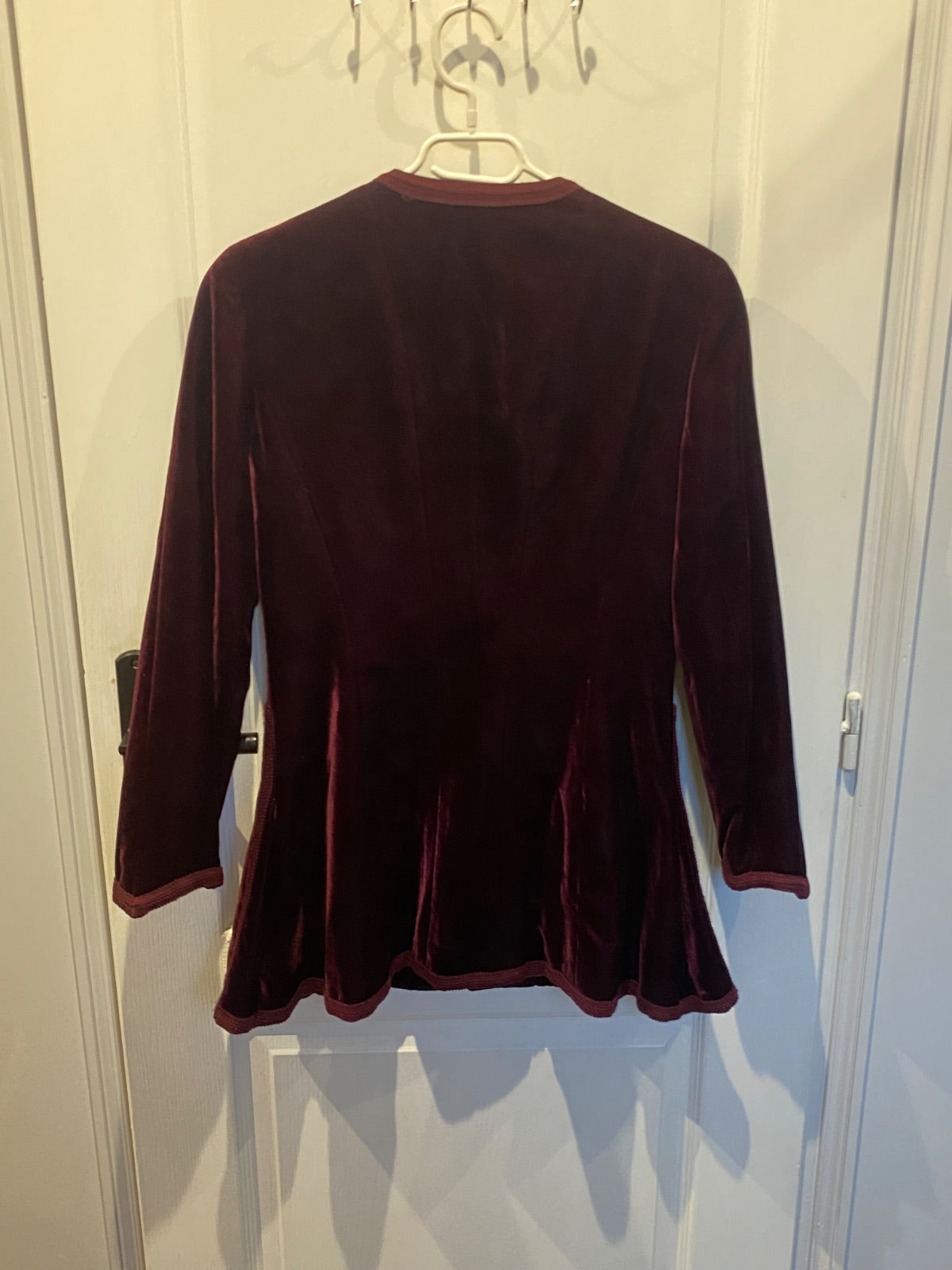 Blazer Chanel en velours bordeaux taille 38