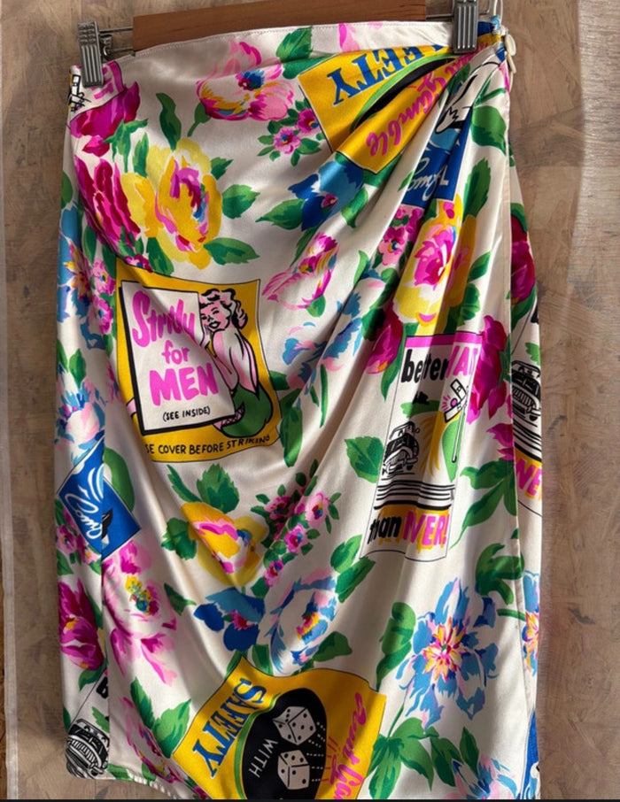 Jupe vintage Ungaro Parallèle Paris 100% soie imprimé florales années 80/90
