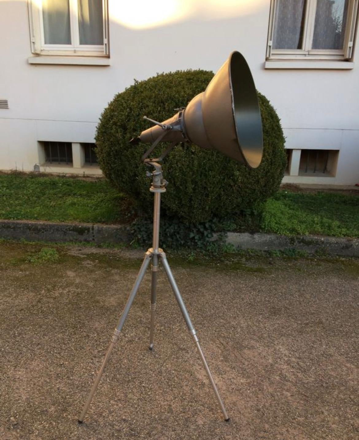 Lampe cinéma sur pieds
