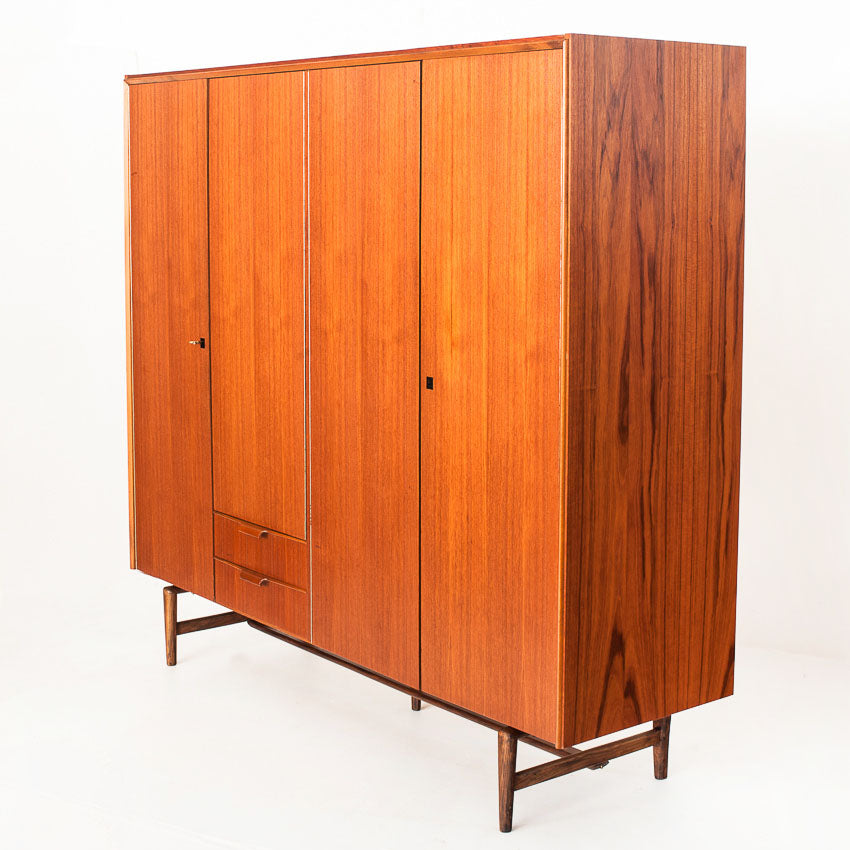 Armoire vintage de style scandinave/Mid Century en bois de teck France, 60s
