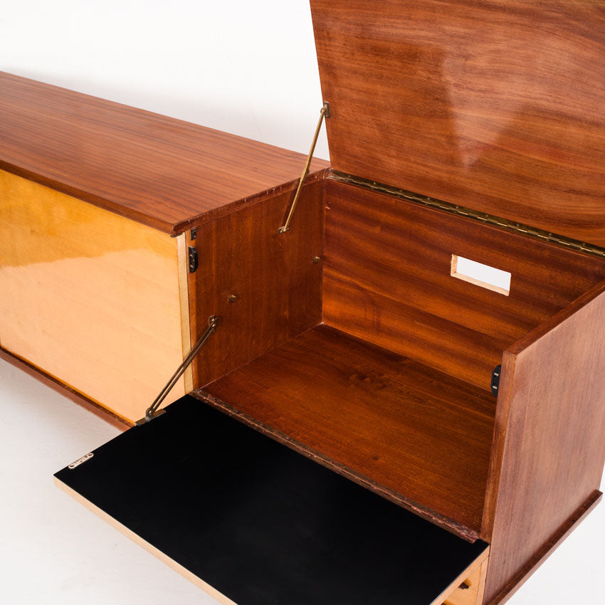 Buffet - enfilade vintage en deux tons de bois - France, années 1960     Buf