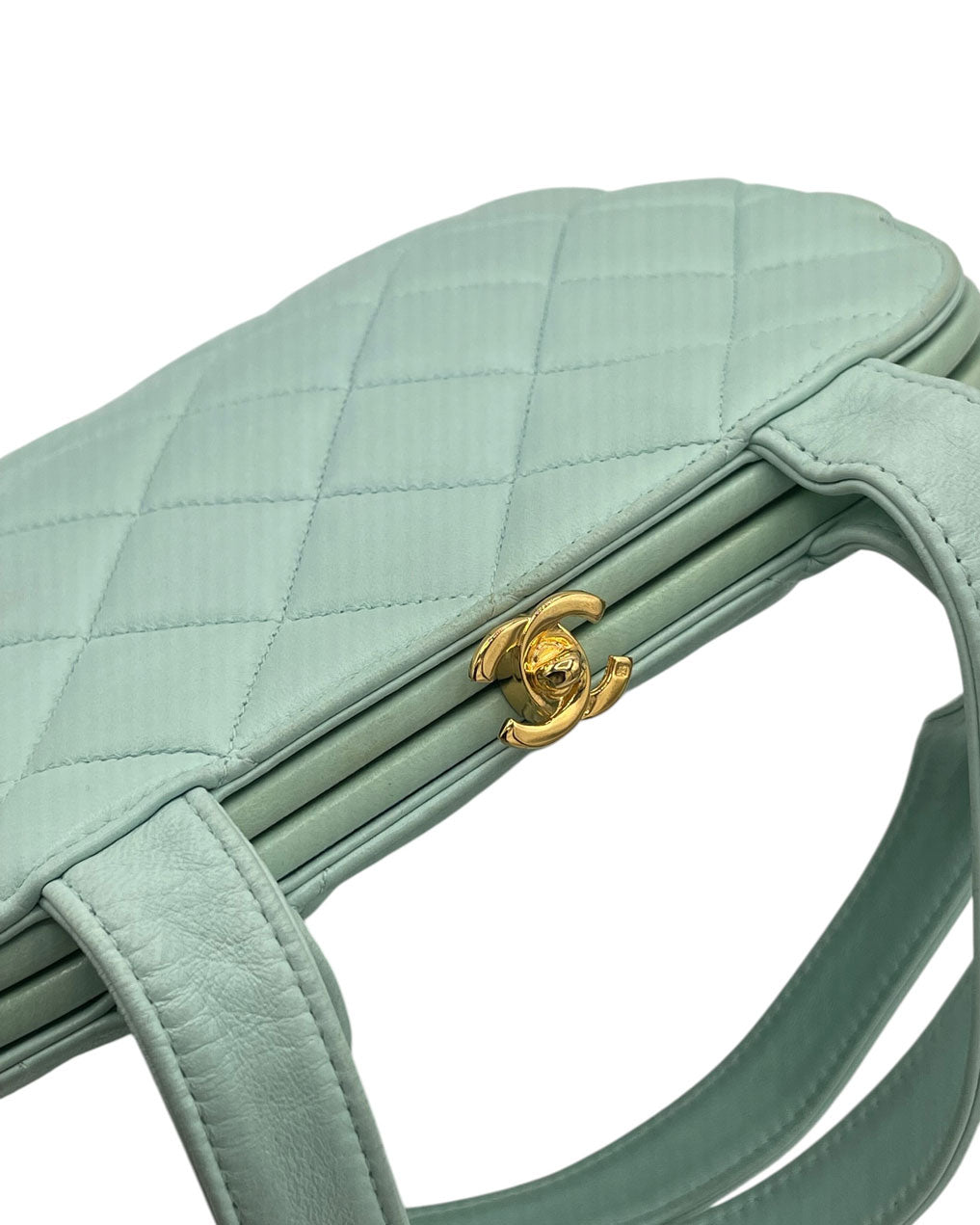 VINTAGE CHANEL CLUTCH IN LIGHT BLUE LEATHER