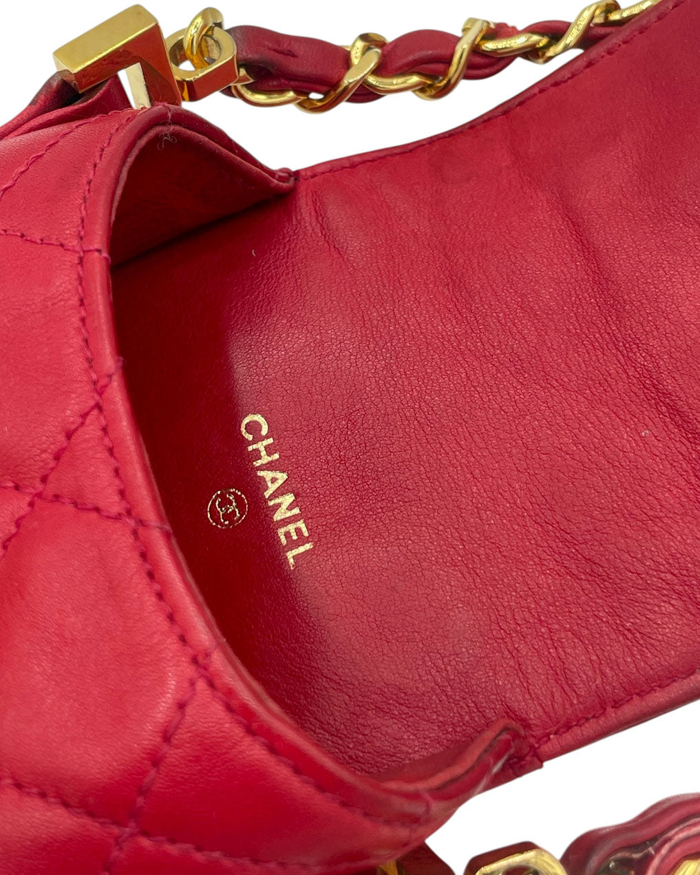 CHANEL VINTAGE PHONE CASE RED LETHER