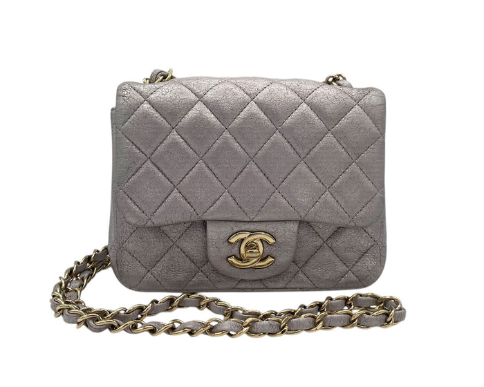 CHANEL IN METALLIC LILAC LEATHER